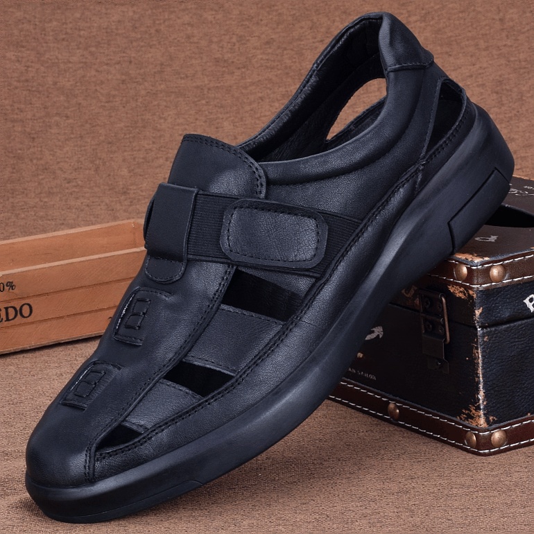Men's sandals summer leather men's shoes breathable casual soft sole hollow leather shoes dad cowhide sandals