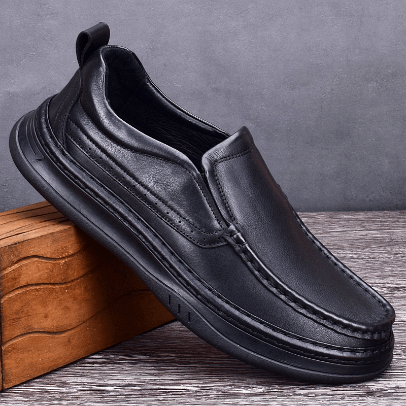 Spring and Autumn Men's Leather Shoes Genuine Leather First Layer Cowhide Thick-soled Wear-resistant Business Wide Foot Shoes Sleeve Lazy Shoes