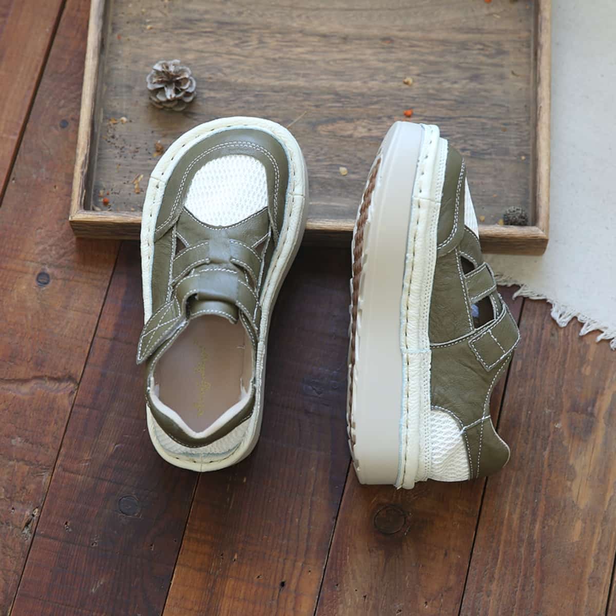 Leather hollow mesh round head thick sole big head shoes summer muffin bottom Roman sandals