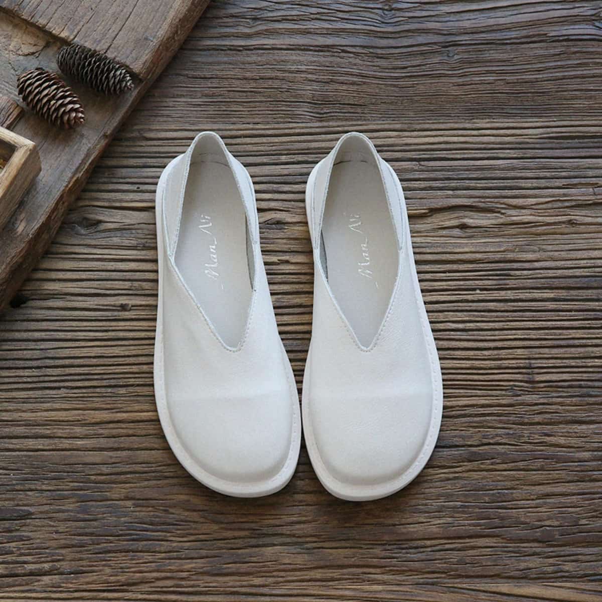 Leather round head flats, comfortable soft soles in summer, versatile little white shoes, single shoes for women