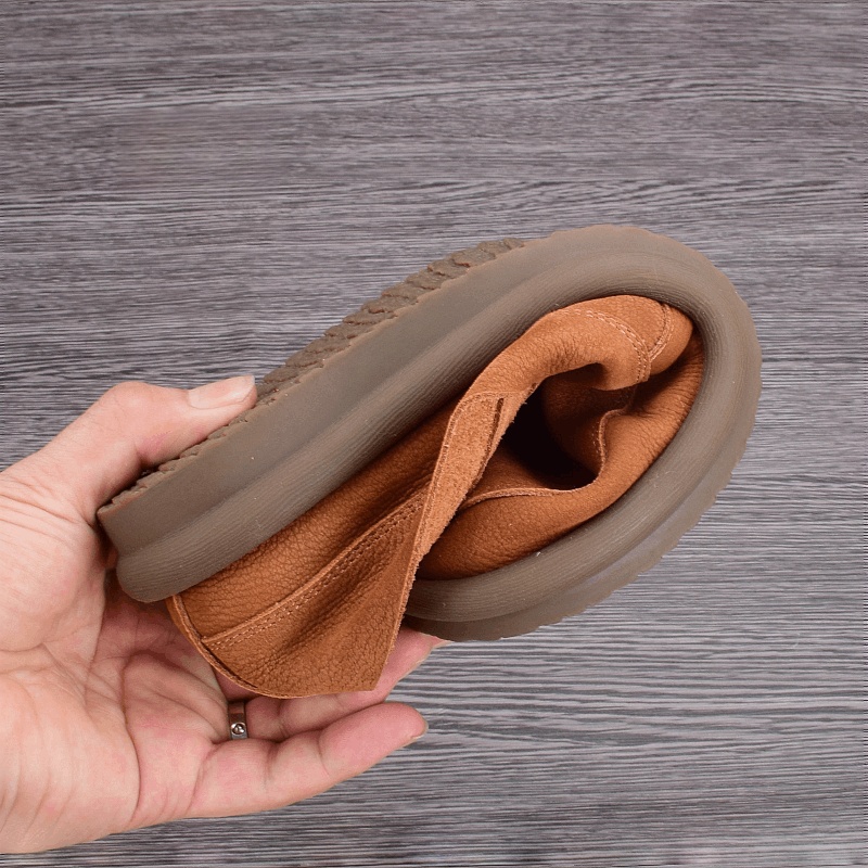 Loafers men's leather soft sole casual big head leather shoes loose round head one pedal lazy shoes breathable