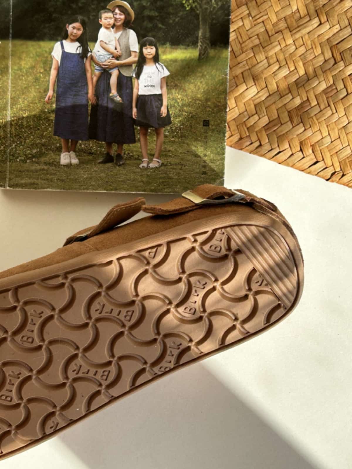 Leather round head Birkenstocks spring new belt buckle versatile soft sole single shoes