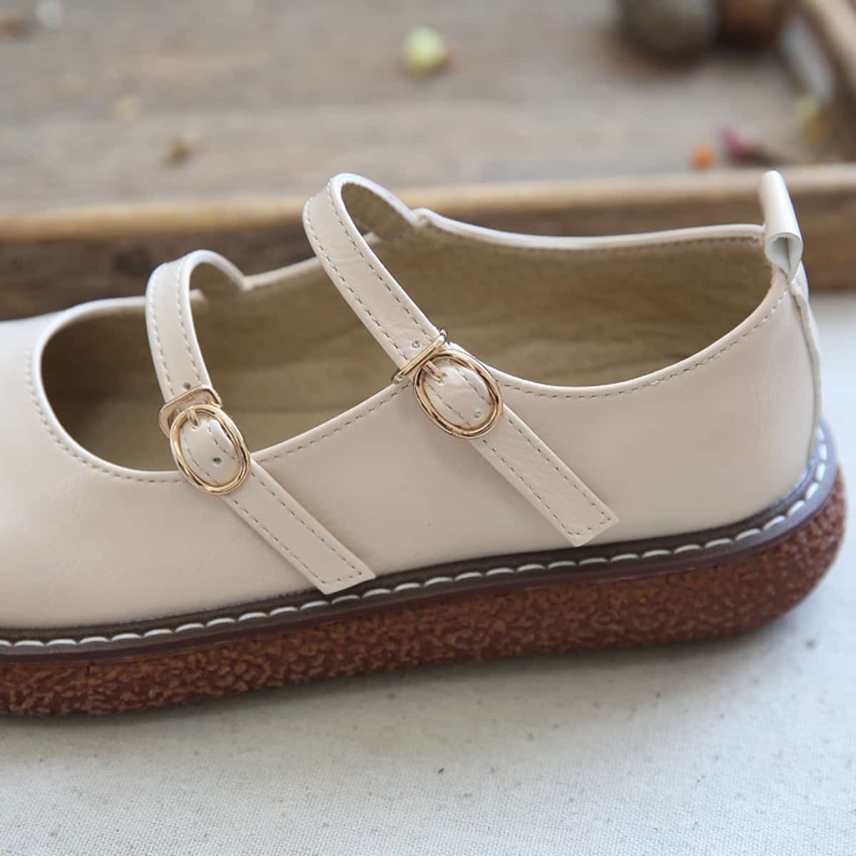 Round head platform big head shoes college style versatile word belt Mary Jane shoes sandals women spring and summer