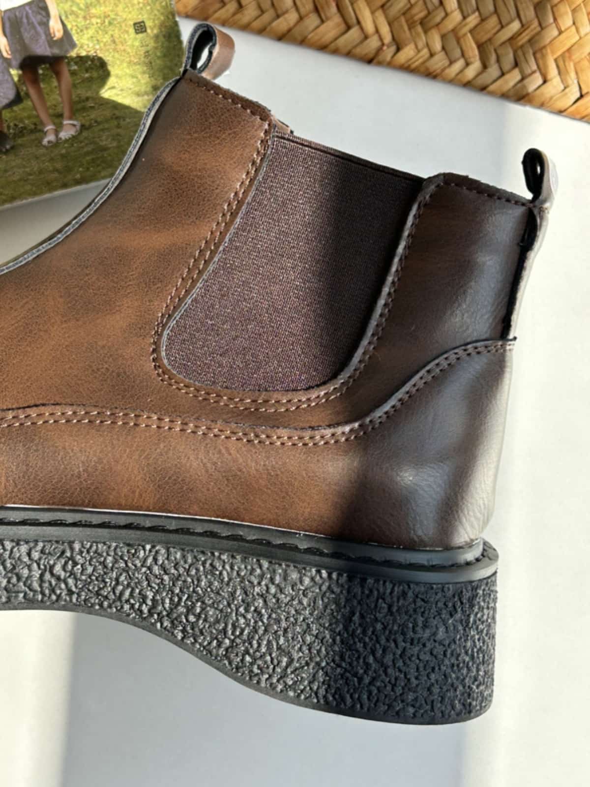 Round head platform big head shoes autumn and winter velvet fashion middle heel  boots short boots women