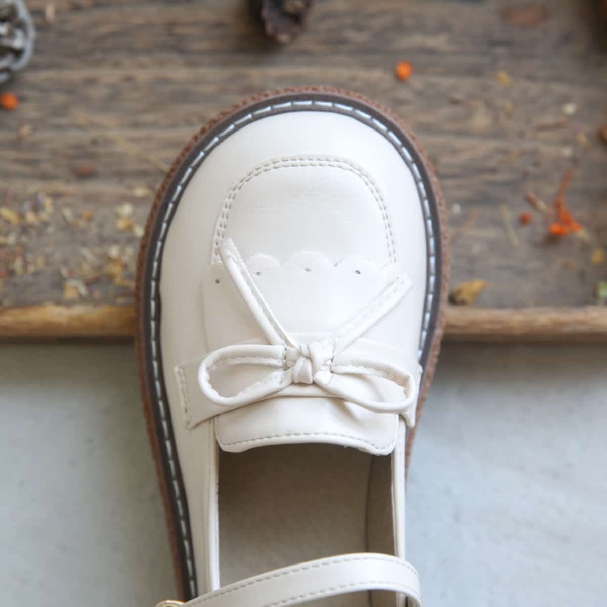 College style round head platform big head shoes girl word belt Mary Jane shoes sandals women