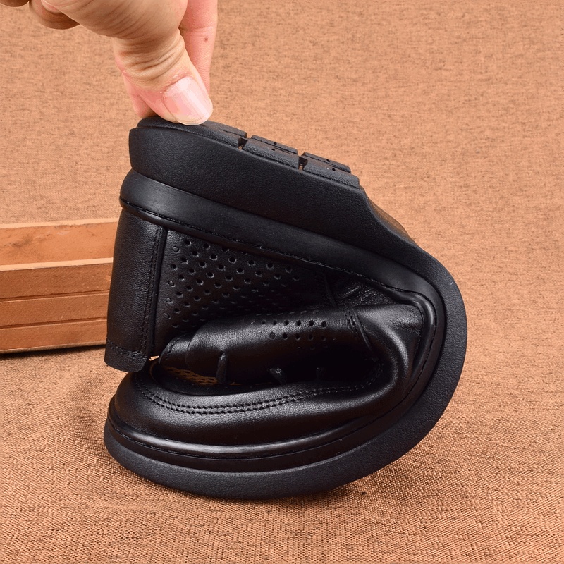 Summer hole shoes men's perforated leather sandals first layer cowhide large size men's shoes soft sole breathable hollow leather shoes men's gen