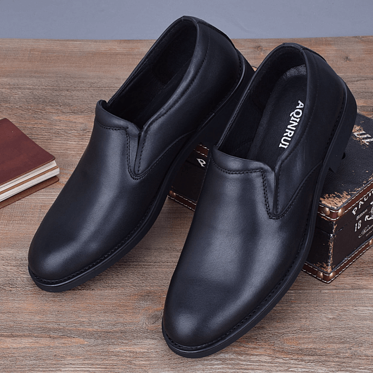 Soft leather business dress leather shoes men's genuine leather wedding shoes lace-up round head soft sole first layer cowhide large size shoes