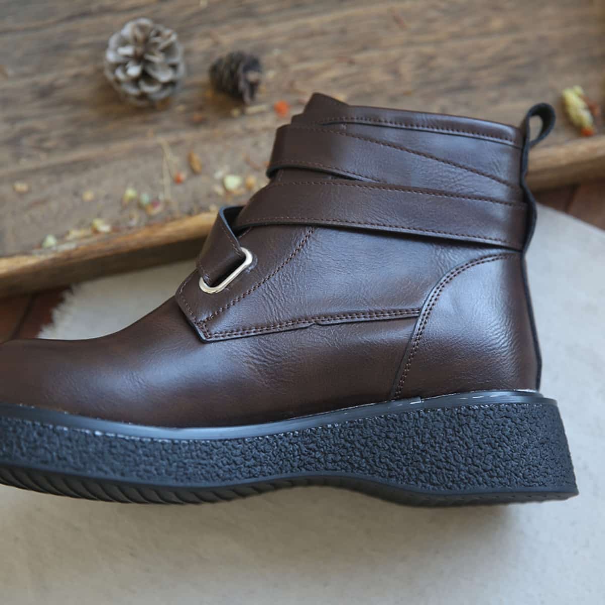 Round head platform big head shoes autumn and winter velvet cross strap fashion short boots Martin boots women