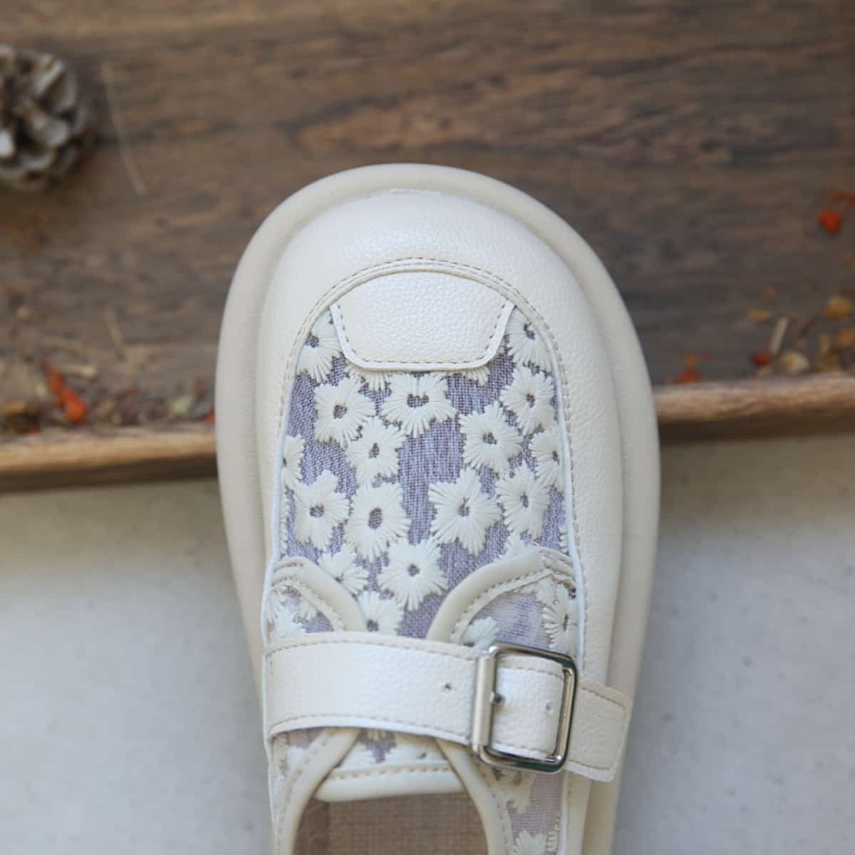 Daisy round head flat shoes cotton and linen handmade comfortable one foot net shoes single shoes summer