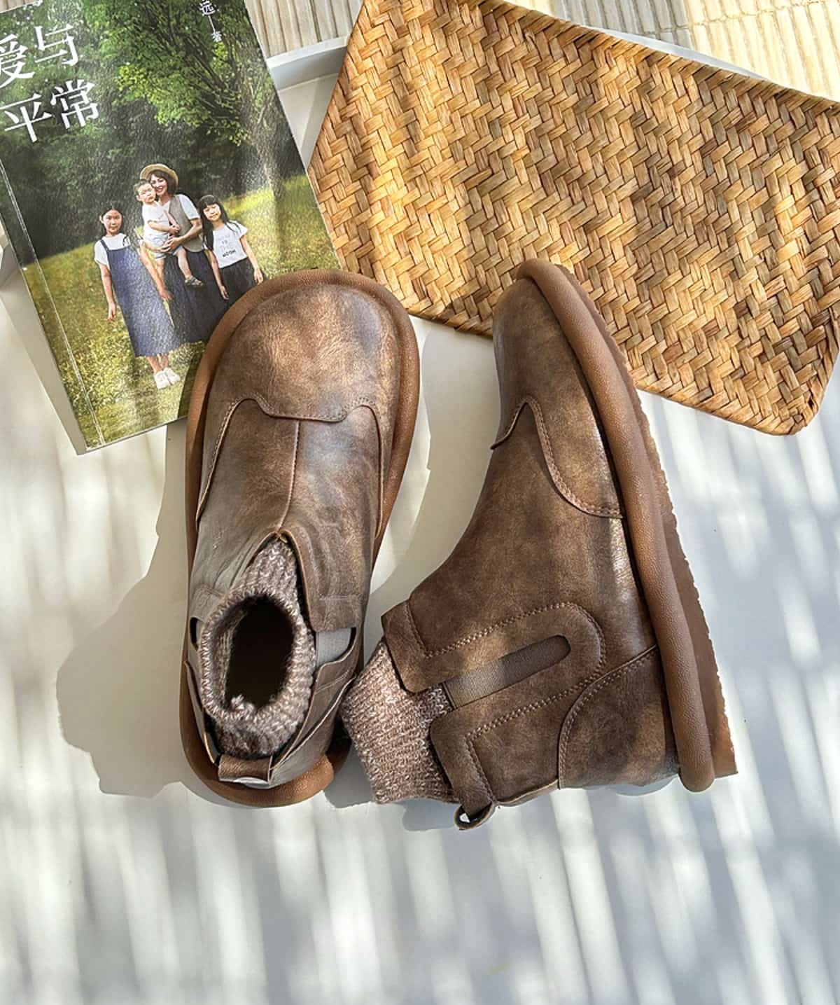 Wool mouth round head flat bottom short boots autumn and winter velvet soft bottom comfortable Martin boots women