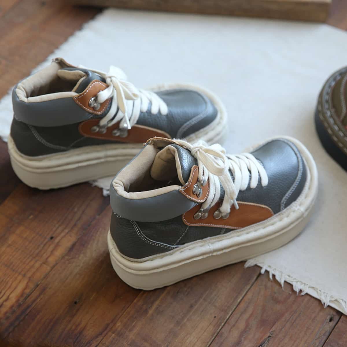 Leather round head lace-up platform big head shoes comfortable short boots women's autumn