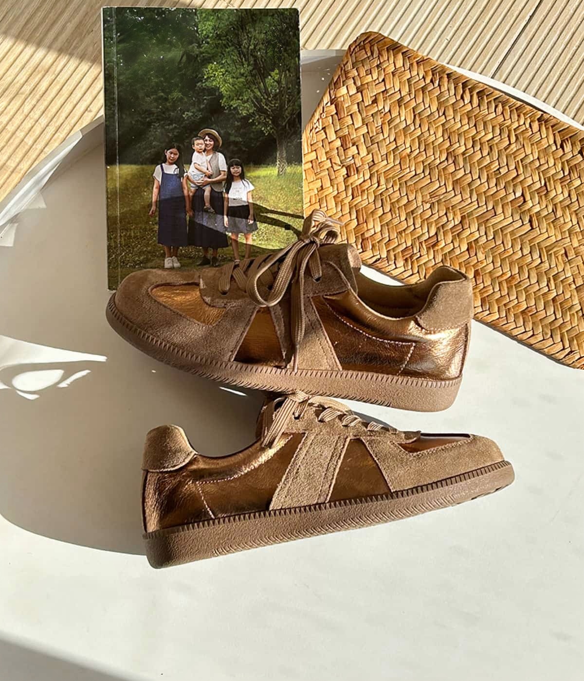 Forrest Gump shoes women's new leather round head lace-up breathable versatile lightweight sports shoes board shoes