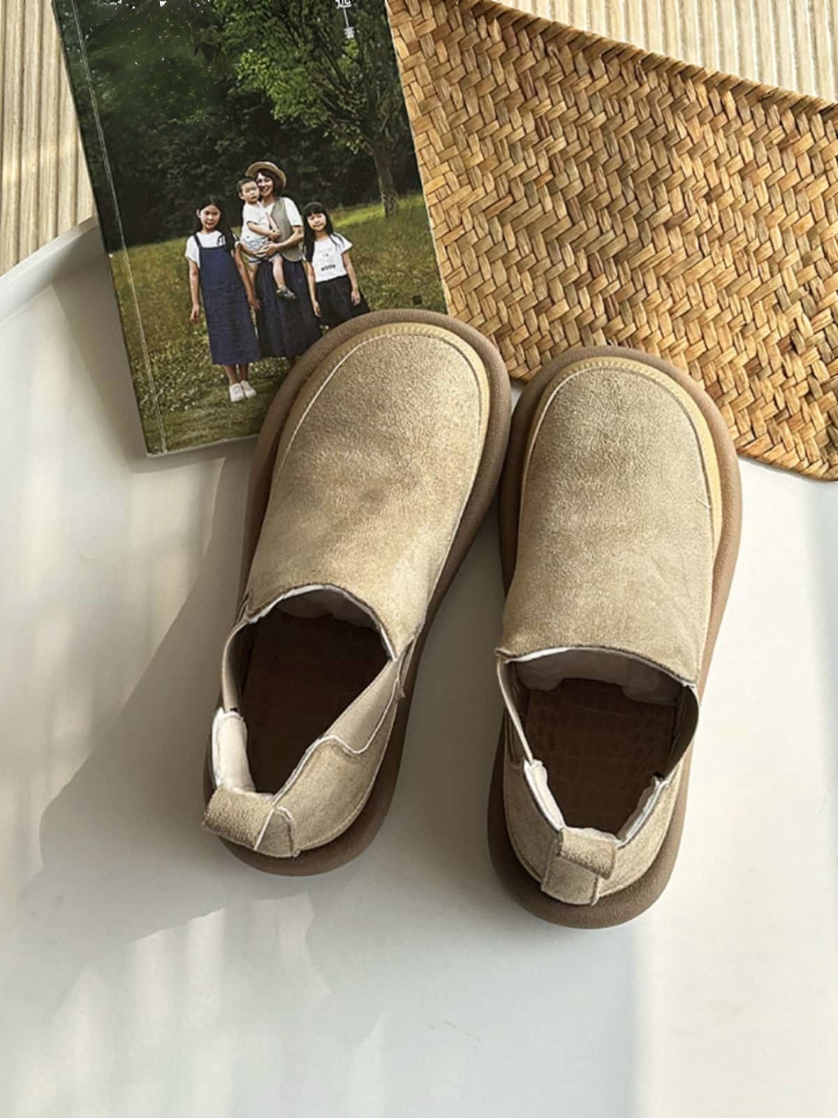 Suede Round Head Flat Boots Autumn and Winter Fashion Versatile Low Heel  Boots Short Boots