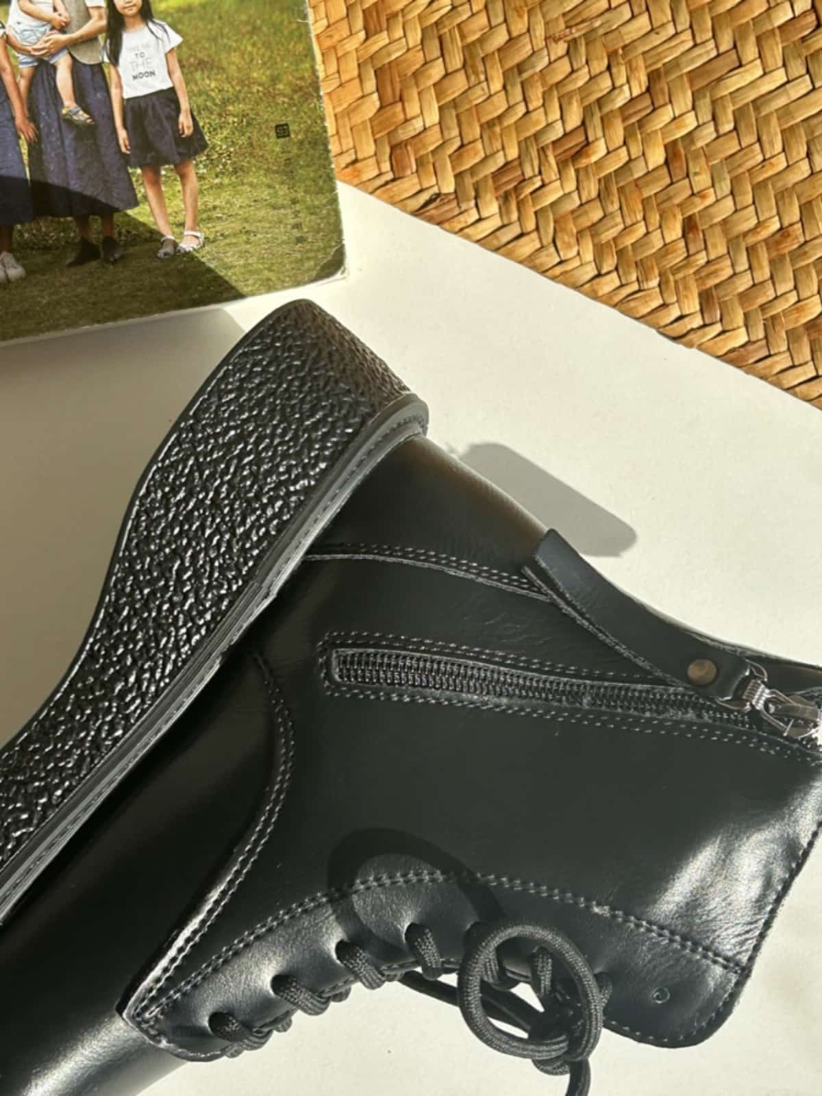 Round head lace-up thick-soled Martin boots winter velvet handsome black medium heel short boots