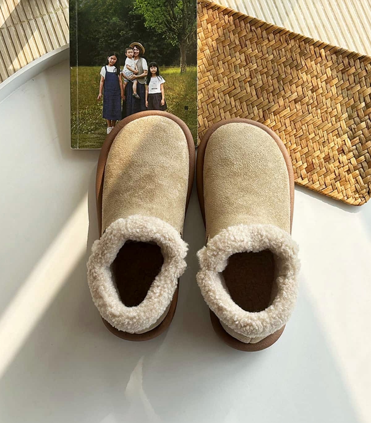 Imitation lamb wool round head flat-bottomed short boots autumn and winter warm soft and cute snow boots