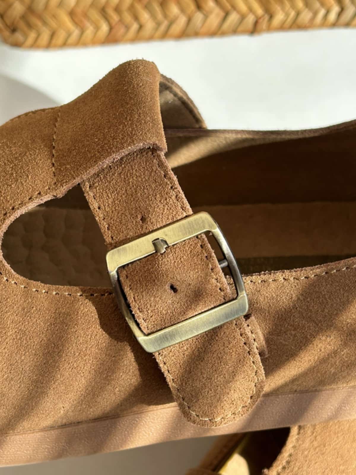 Leather Birkenstocks women's new soft-soled single shoes, one-pedal buckle, shallow mouth lazy shoes