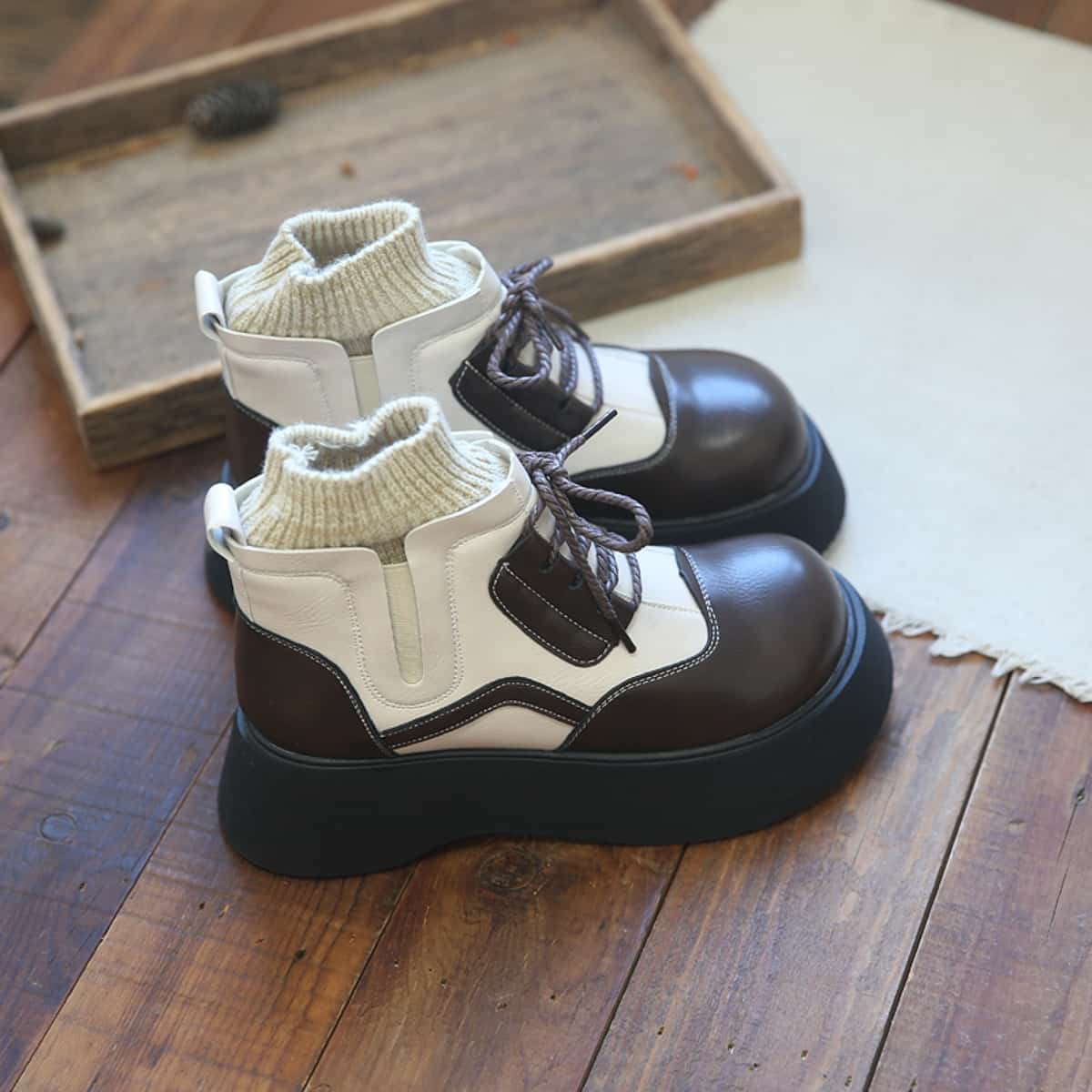 Round head lace-up thick-soled big-head shoes Winter college wind wool mouth fleece short boots