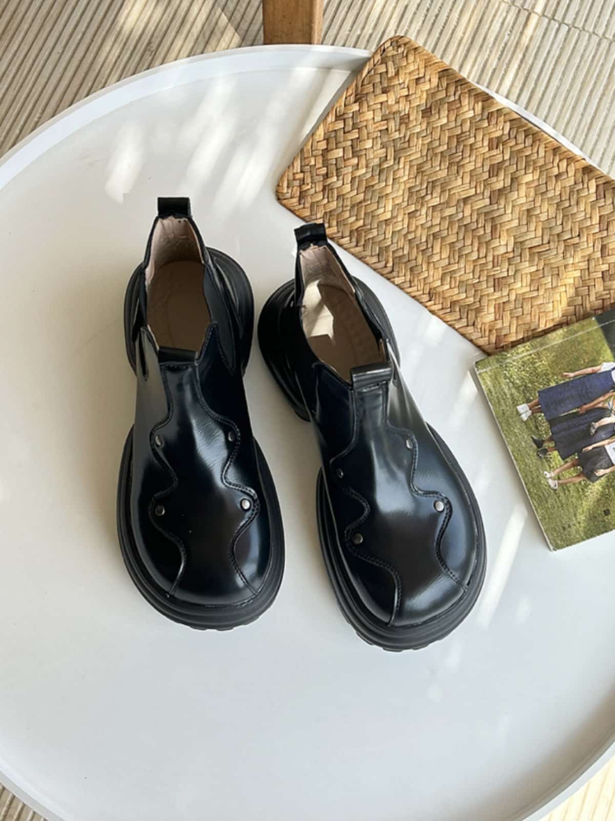 Round head platform  boots women's new rivet fashion thick heel black short boots