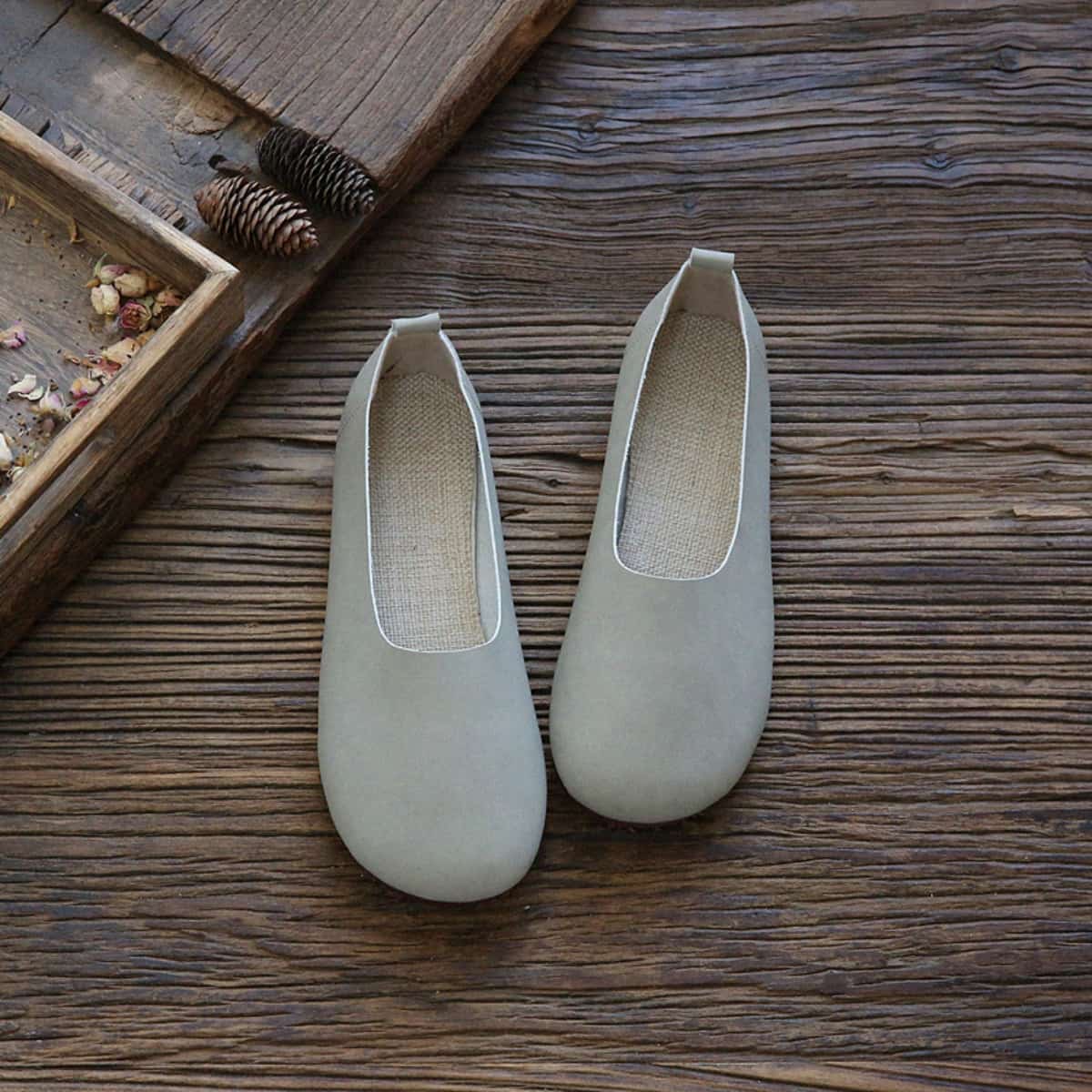 Round head flats summer handmade comfortable versatile one foot single shoes grandma shoes women