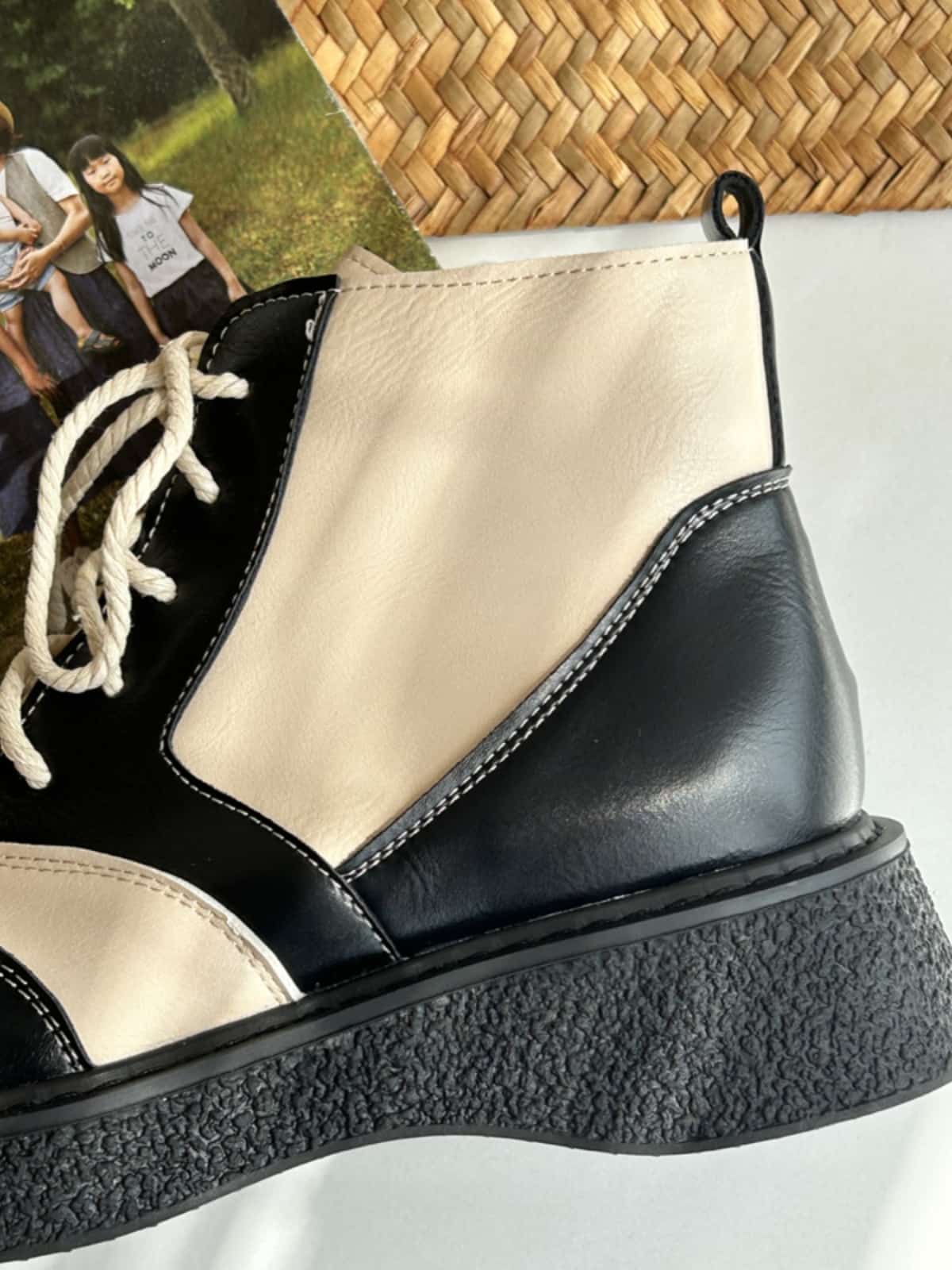 Round head lace-up platform big head shoes autumn and winter velvet medium heel short Martin boots