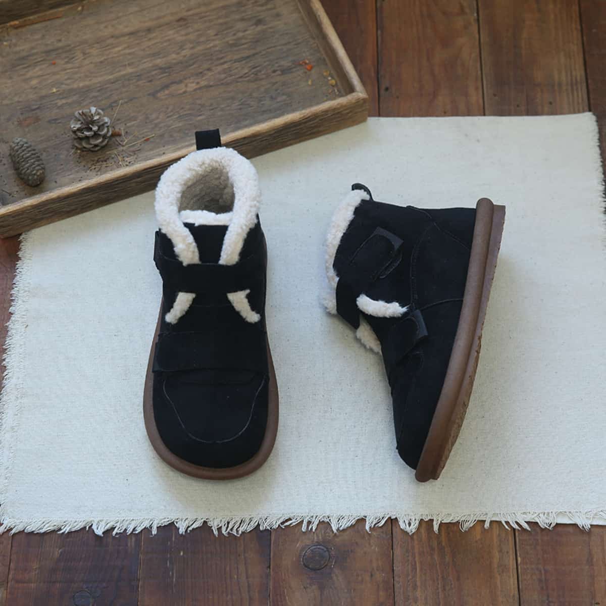 Imitation lamb wool round head flat-bottomed snow boots winter velvet low-heeled short boots