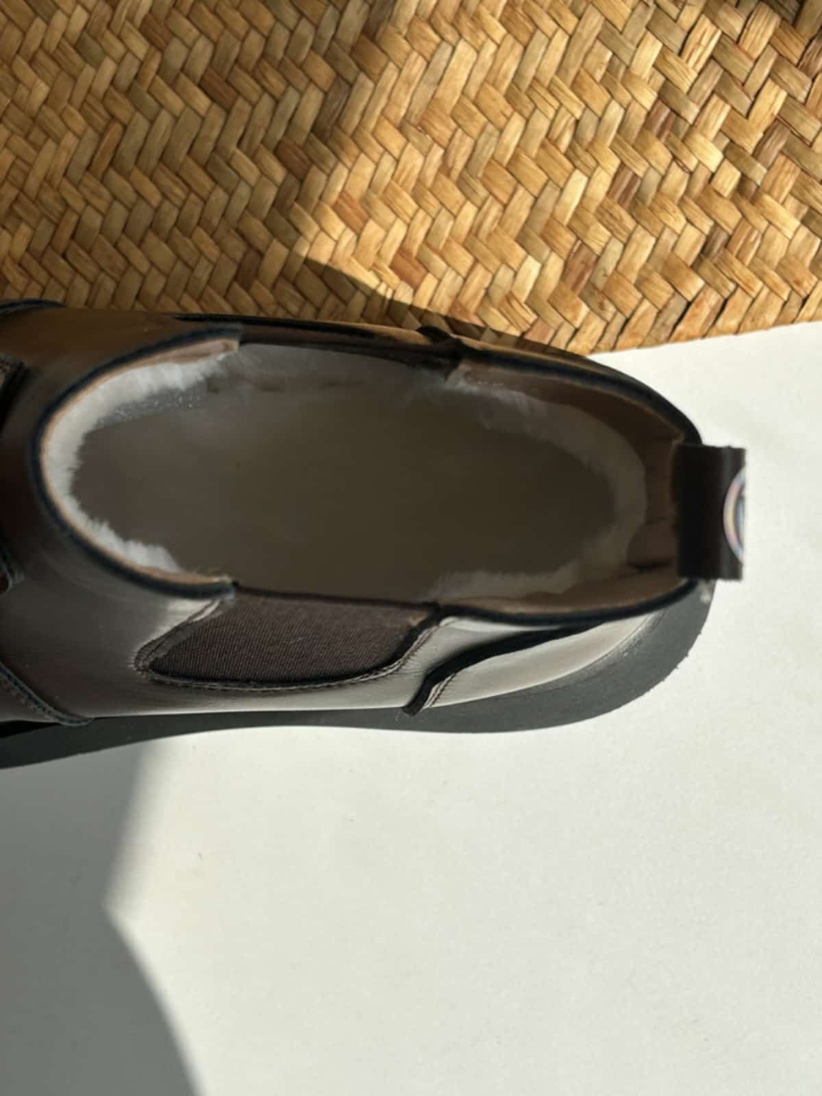 Round head thick sole big head shoes winter velvet heightening black muffin sole Martin boots women