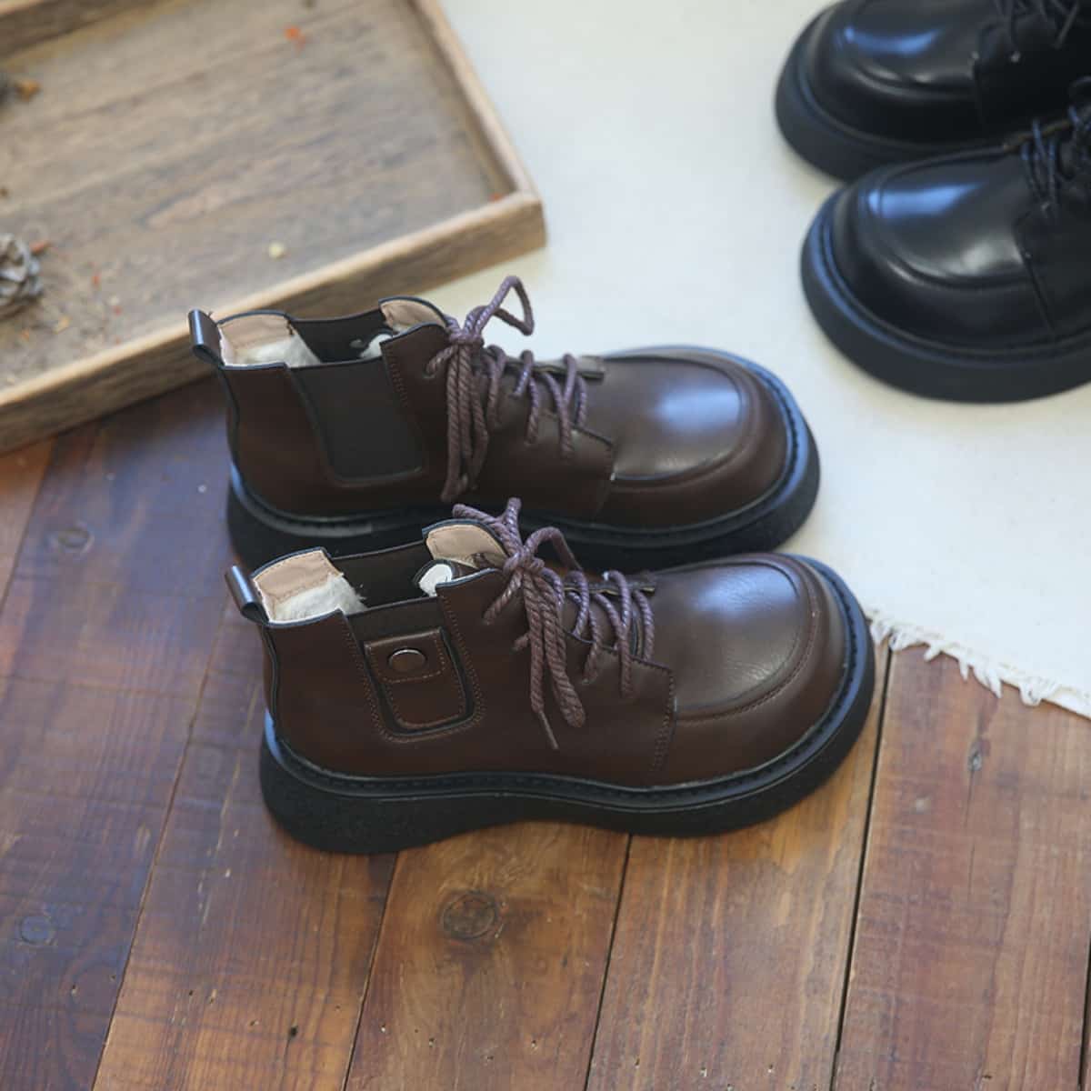 Round head lace-up thick-soled big-head Martin boots women's winter velvet college style black short boots