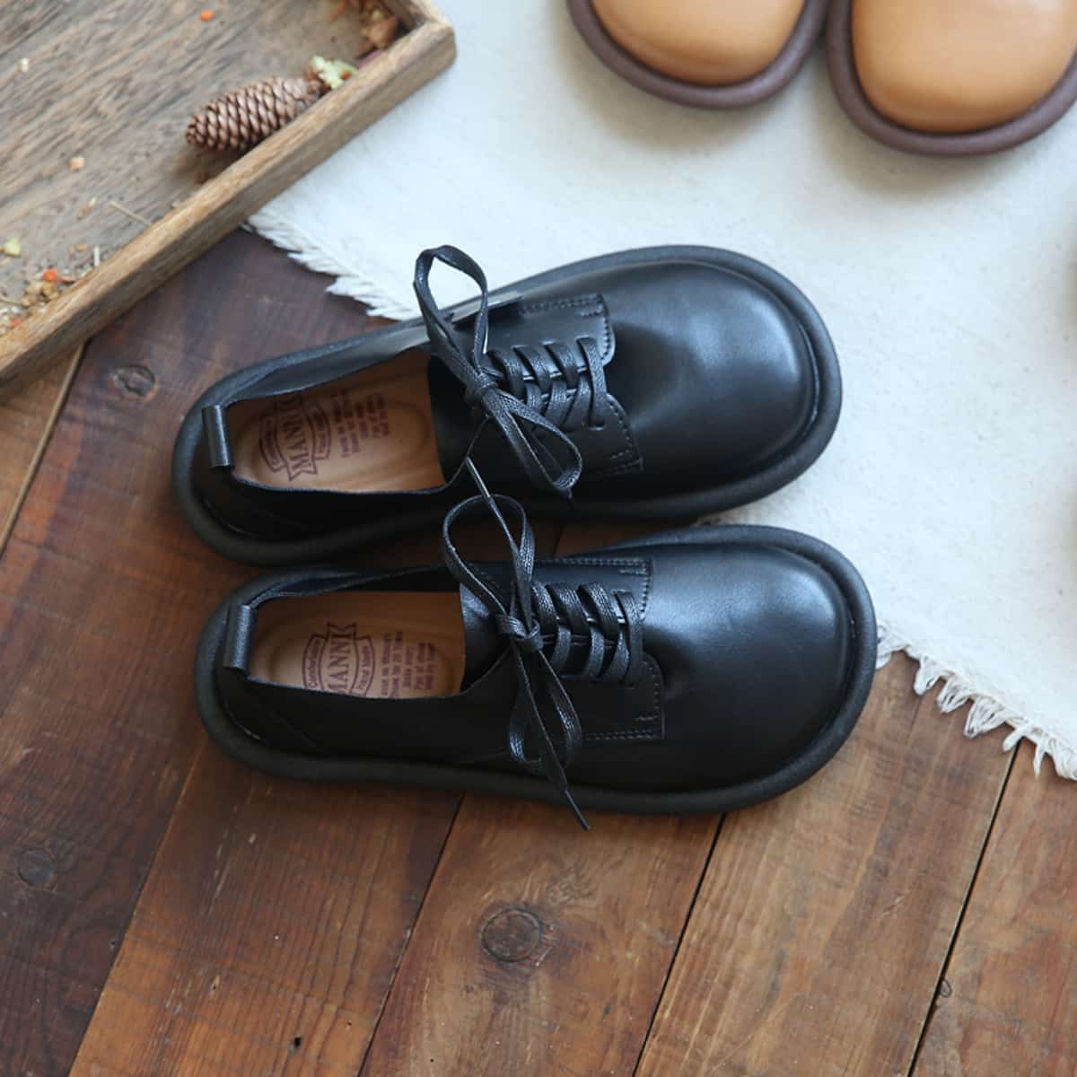 Leather round head lace-up flat shoes comfortable soft surface small leather shoes single shoes women