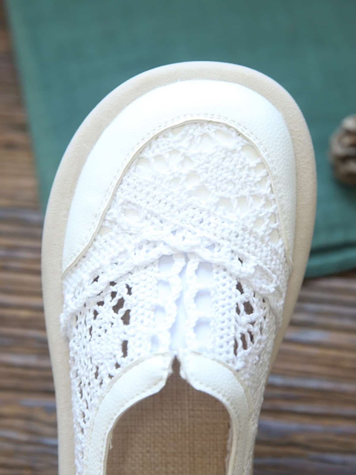 Hollow round head shallow mouth flat shoes cotton and linen breathable foot fisherman small net shoes single shoes summer