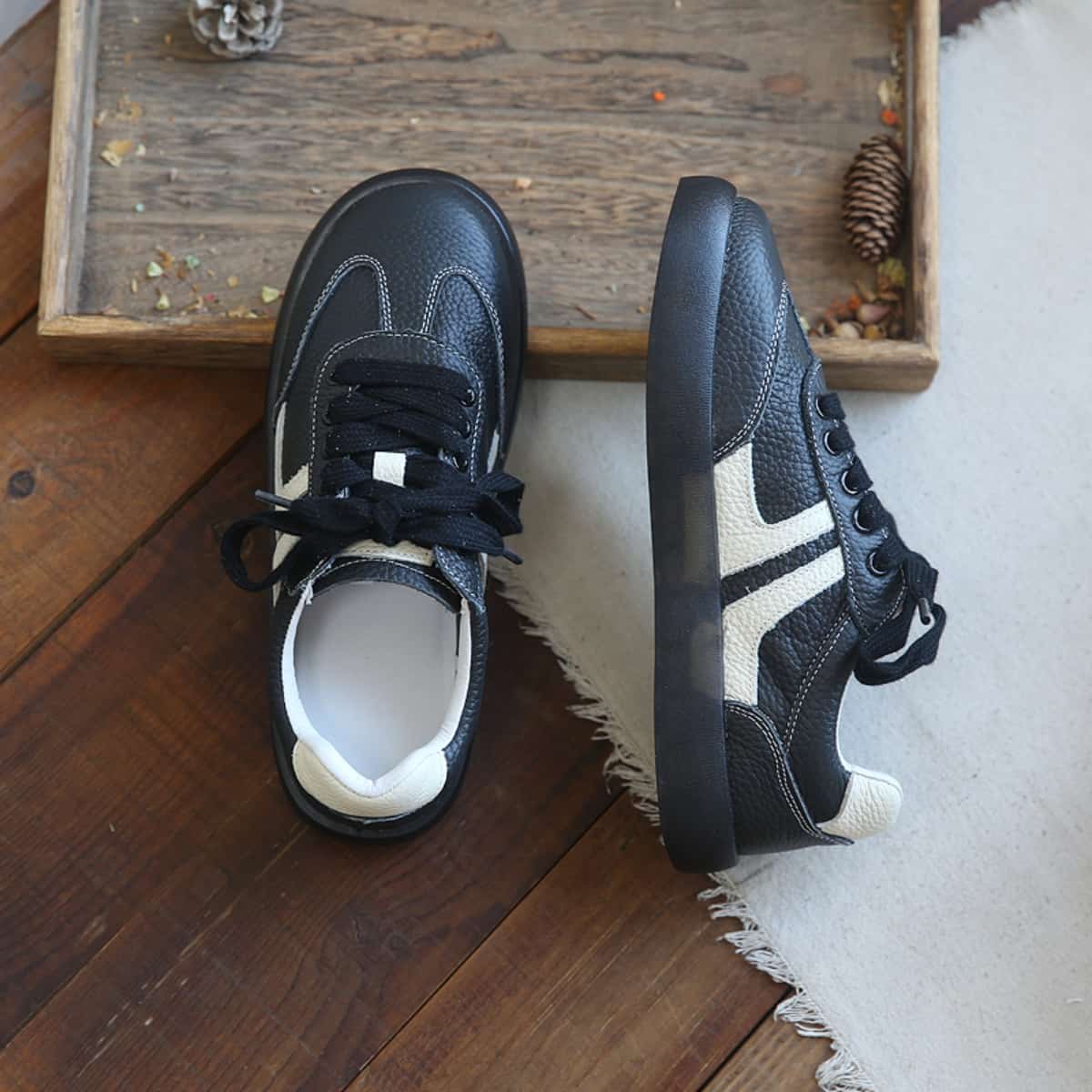 Leather round head lace-up flat shoes comfortable soft baseplate shoes women