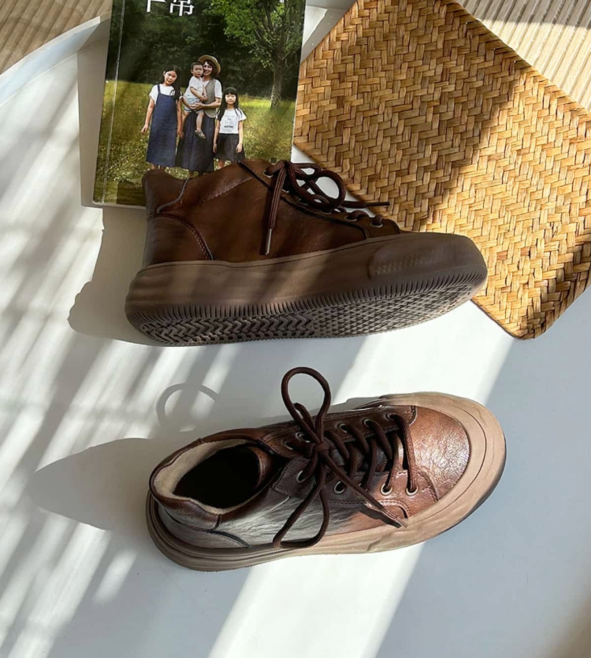 Round head lace-up platform shoes, new high-top comfortable and versatile small leather shoes for women