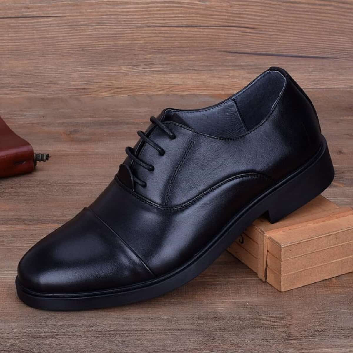Business Dress Men's Leather Shoes Genuine Leather Black Soft Sole Comfortable Three-joint Leather Shoes Men's Breathable Trend