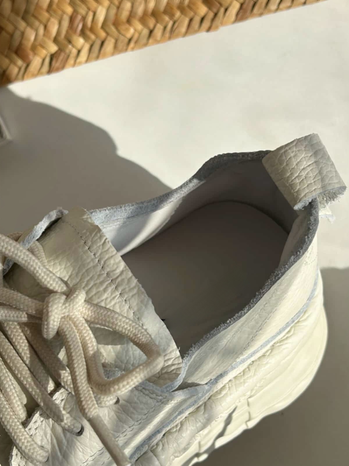 Leather round head lace-up thick-soled big head shoes spring height-increasing white shoes