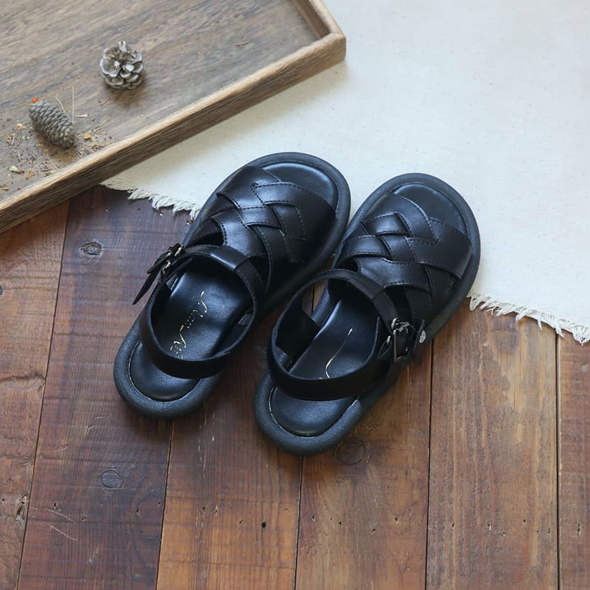 Leather Woven Round Head Flats Summer Soft Sole Hollow Roman Open-toed Sandals