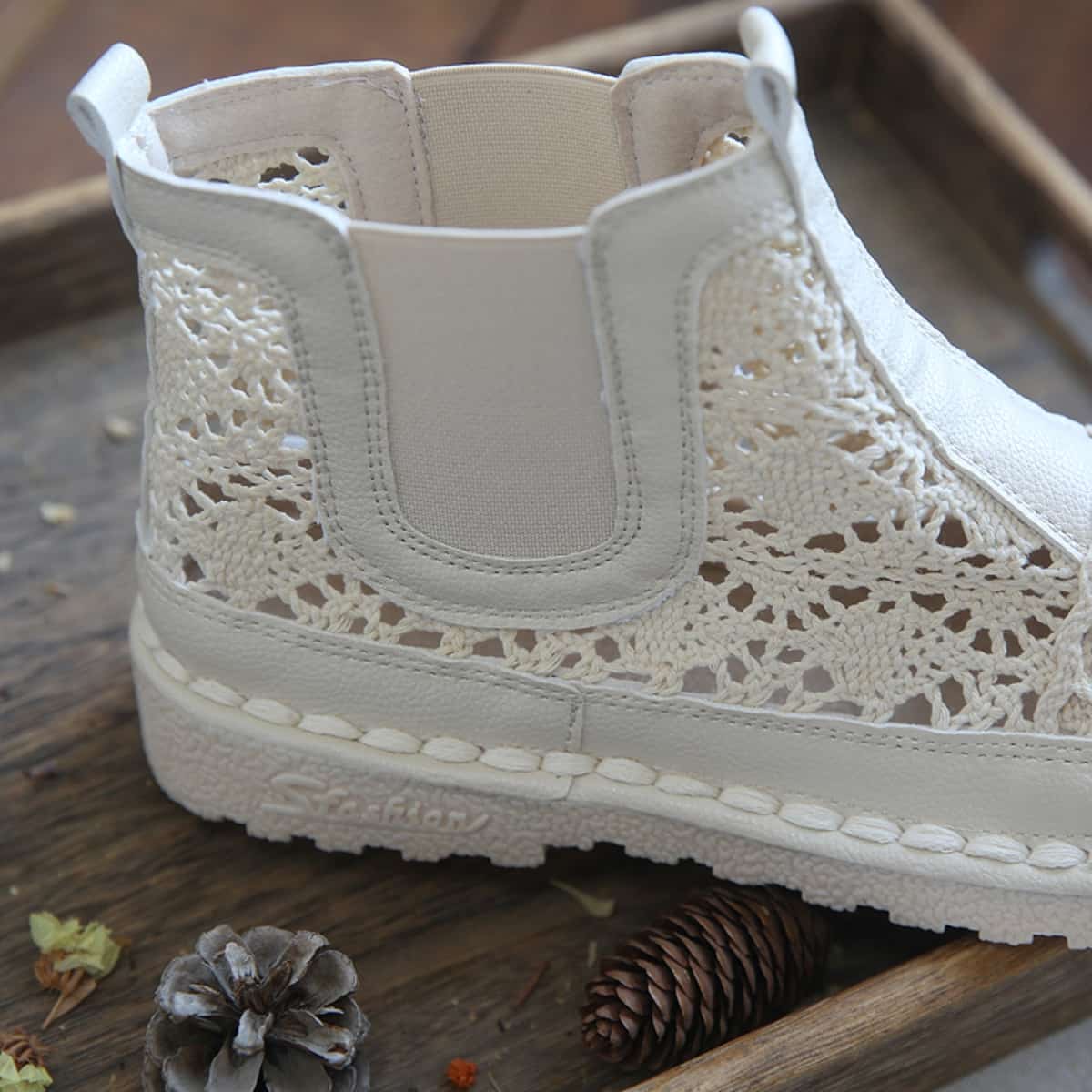 Hollow round head flat bottom cool boots summer handmade comfortable thin short net boots children