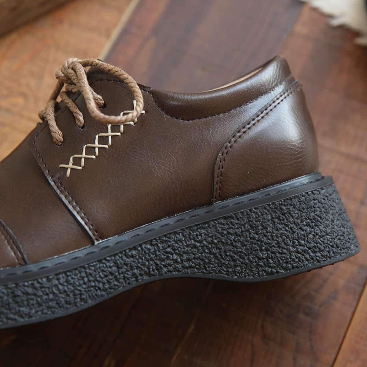 Round head lace-up thick-soled big head shoes increase height, versatile small leather shoes, single shoes for women