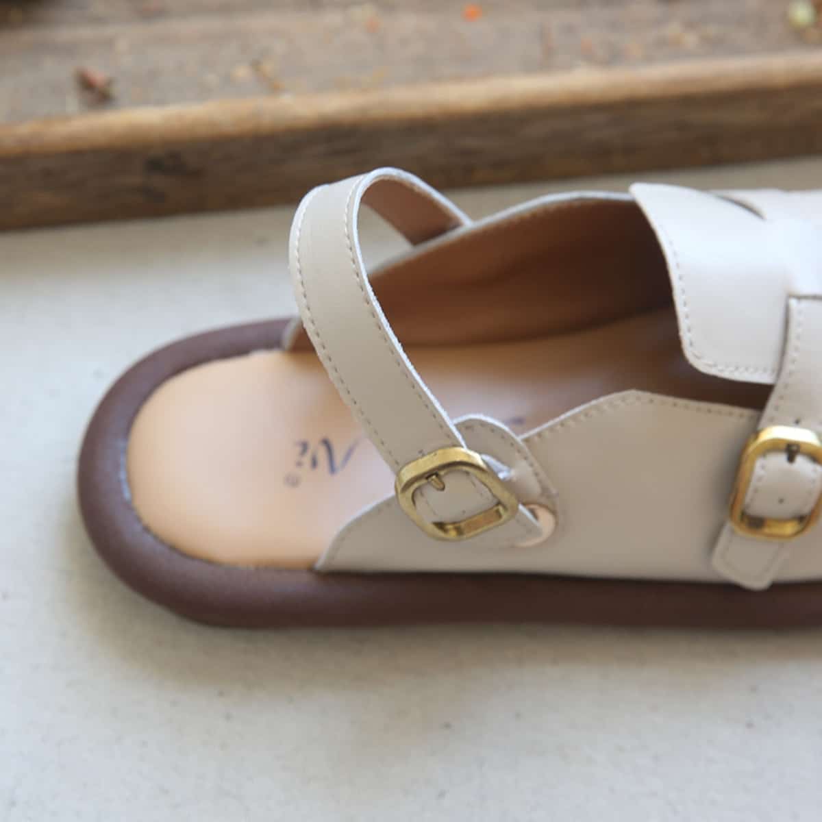 Leather bag head flat-soled big head shoes summer comfortable soft-soled Roman cool slippers