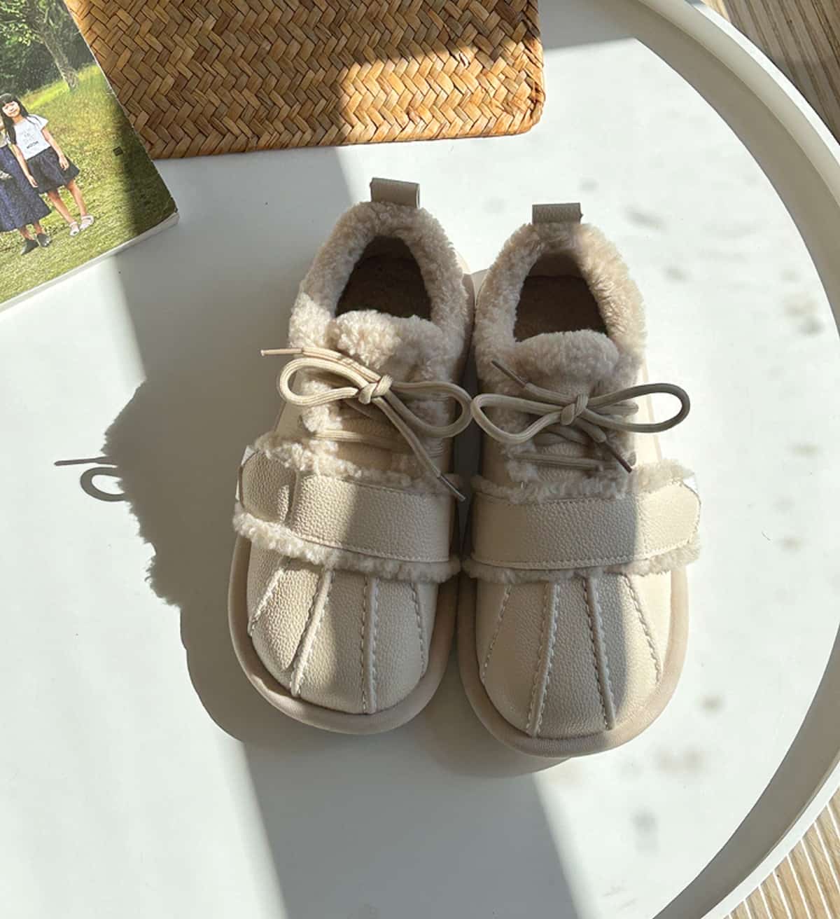 Imitation lamb wool round head lace-up flat shoes winter cute warm and comfortable cotton shoes women