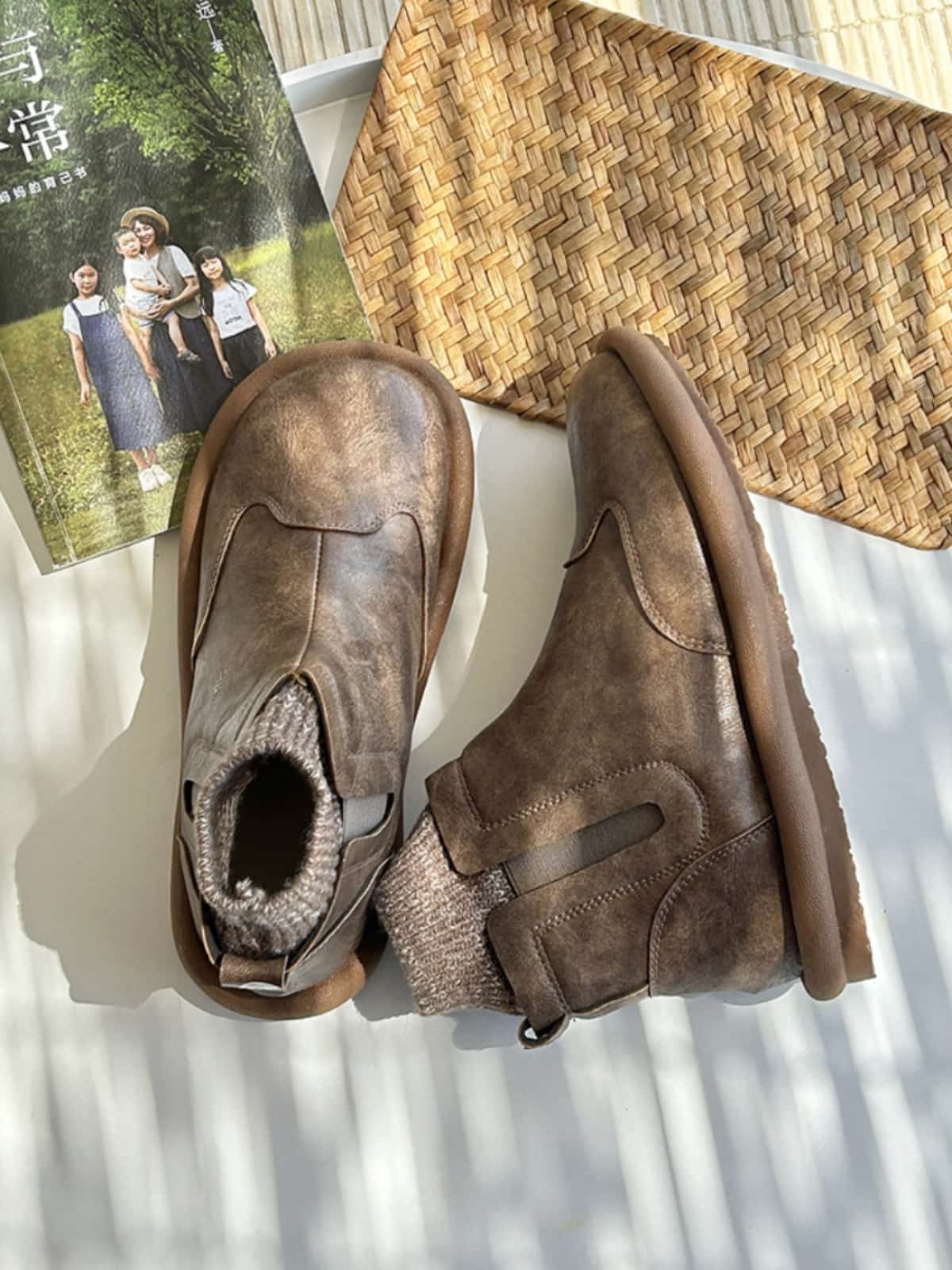 Wool mouth round head flat bottom short boots autumn and winter velvet soft bottom comfortable Martin boots women