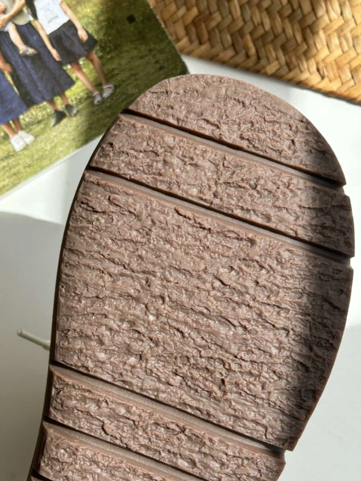 Leather round head strap-on platform Martin boots autumn fashion color matching short boots