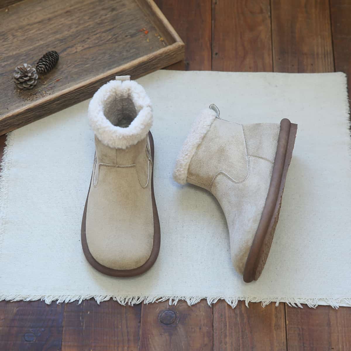 Imitation lamb wool round head flat-bottomed short boots winter warm and comfortable low-heeled snow boots