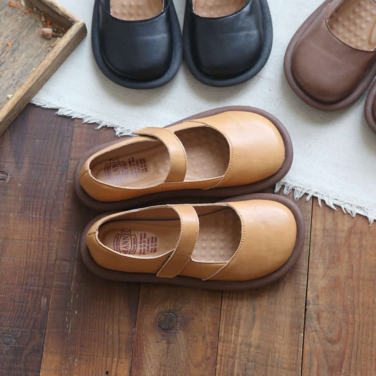 Leather round head shallow mouth flat shoes college comfortable soft sole small leather shoes single shoes women