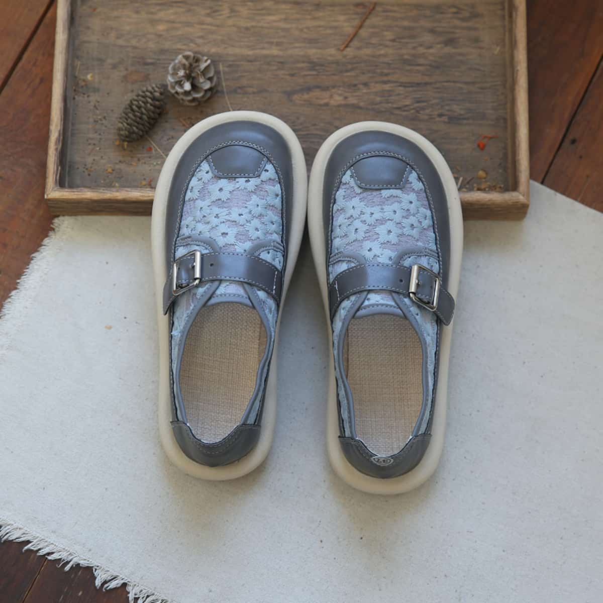 Daisy round head flat shoes cotton and linen handmade comfortable one foot net shoes single shoes summer