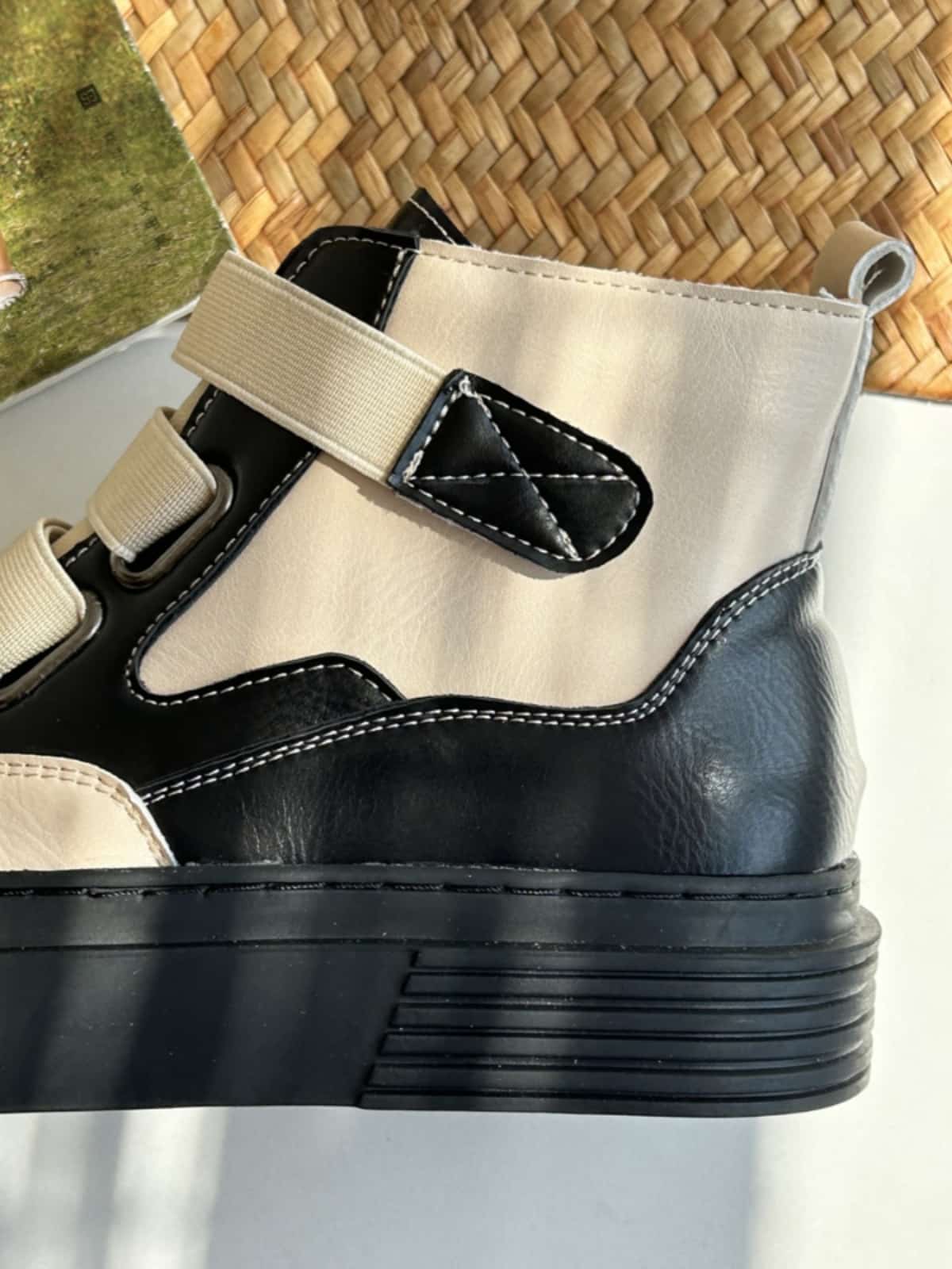 Round head platform big head shoes autumn and winter new personality versatile handsome Martin boots short boots women