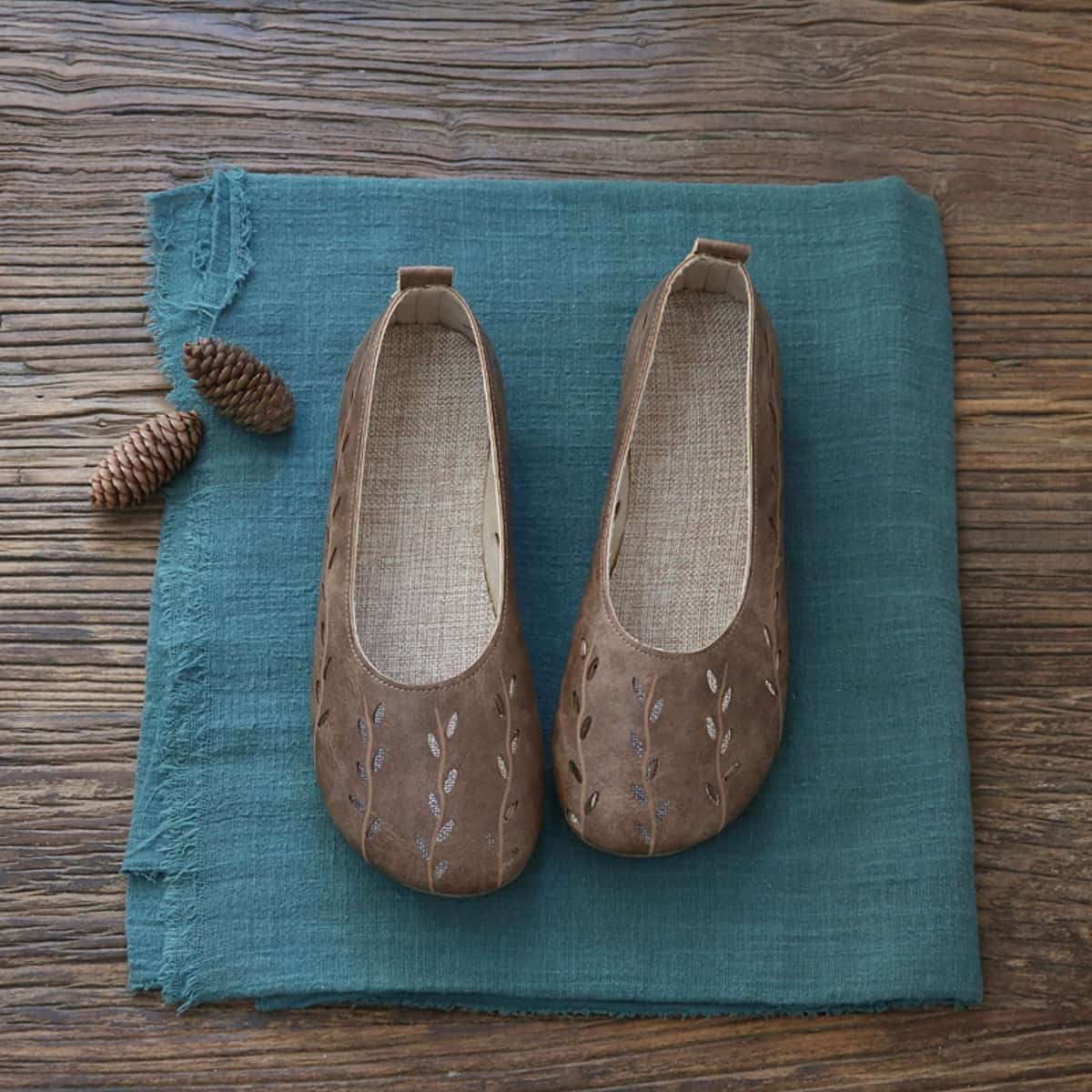 Hollow bag head flat shoes summer cotton and linen breathable and comfortable shallow mouth single shoes women