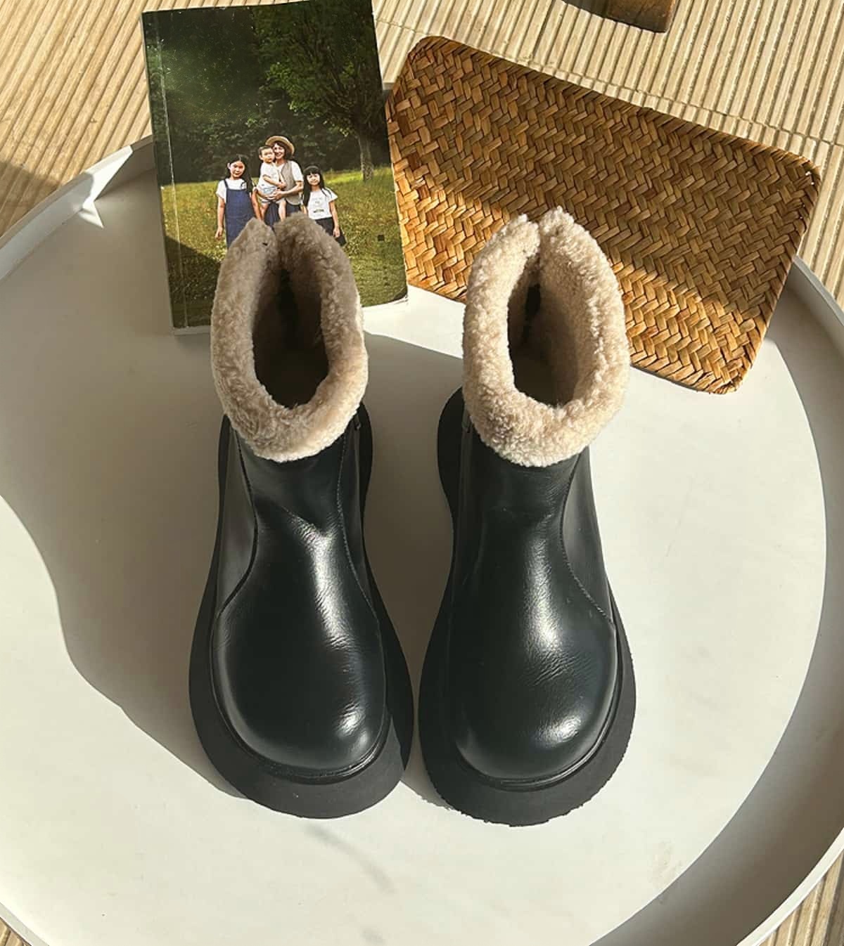 Round head thick-soled Martin boots winter imitation lamb wool black height-enhancing handsome short boots