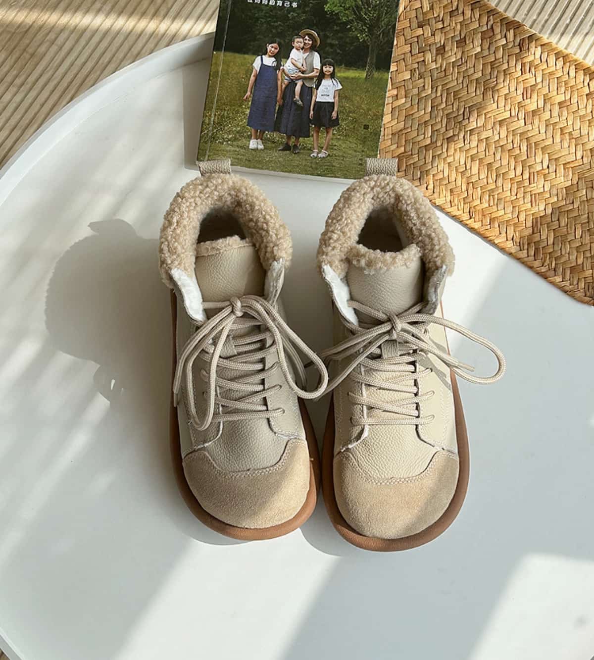 Leather Round Head Strap-Up Flat Bottom Martin Boots Winter Imitation Lamb Fleece Comfortable Warm Boots