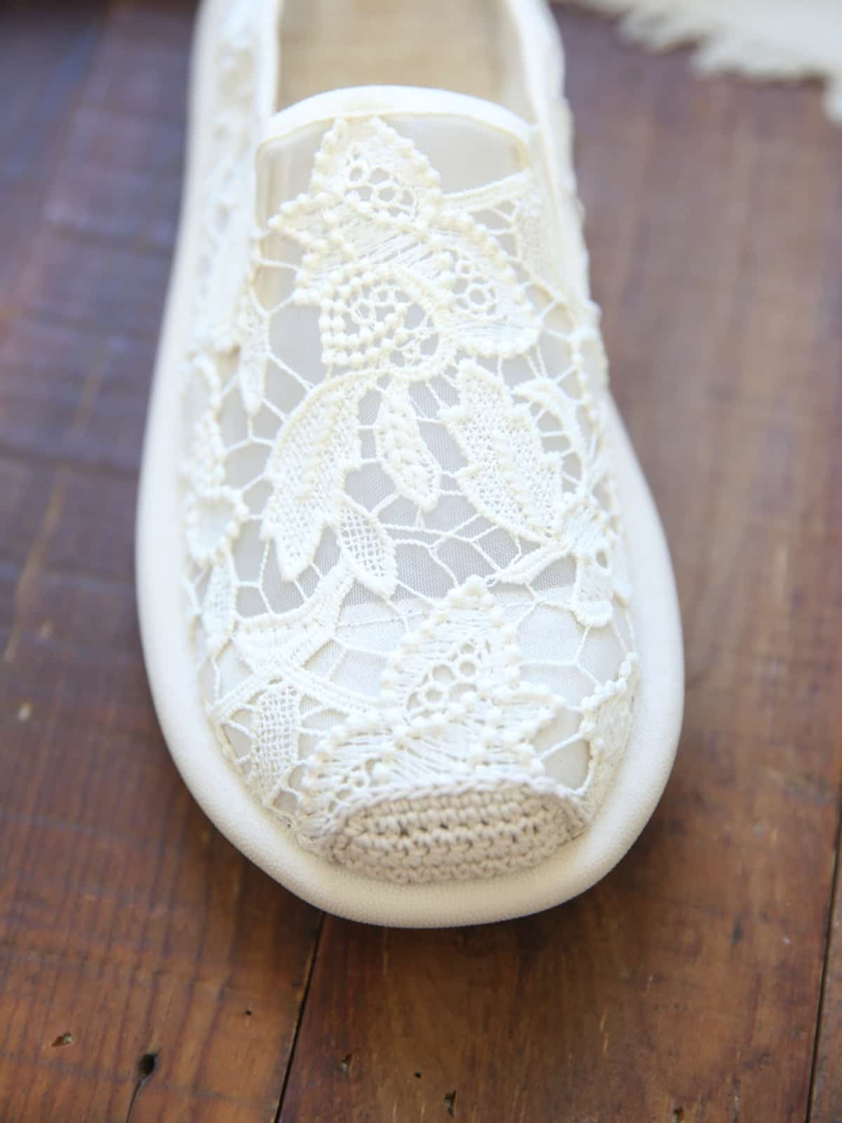 Mesh round head shallow mouth flat shoes hand-embroidered cotton and linen breathable foot lazy shoes summer
