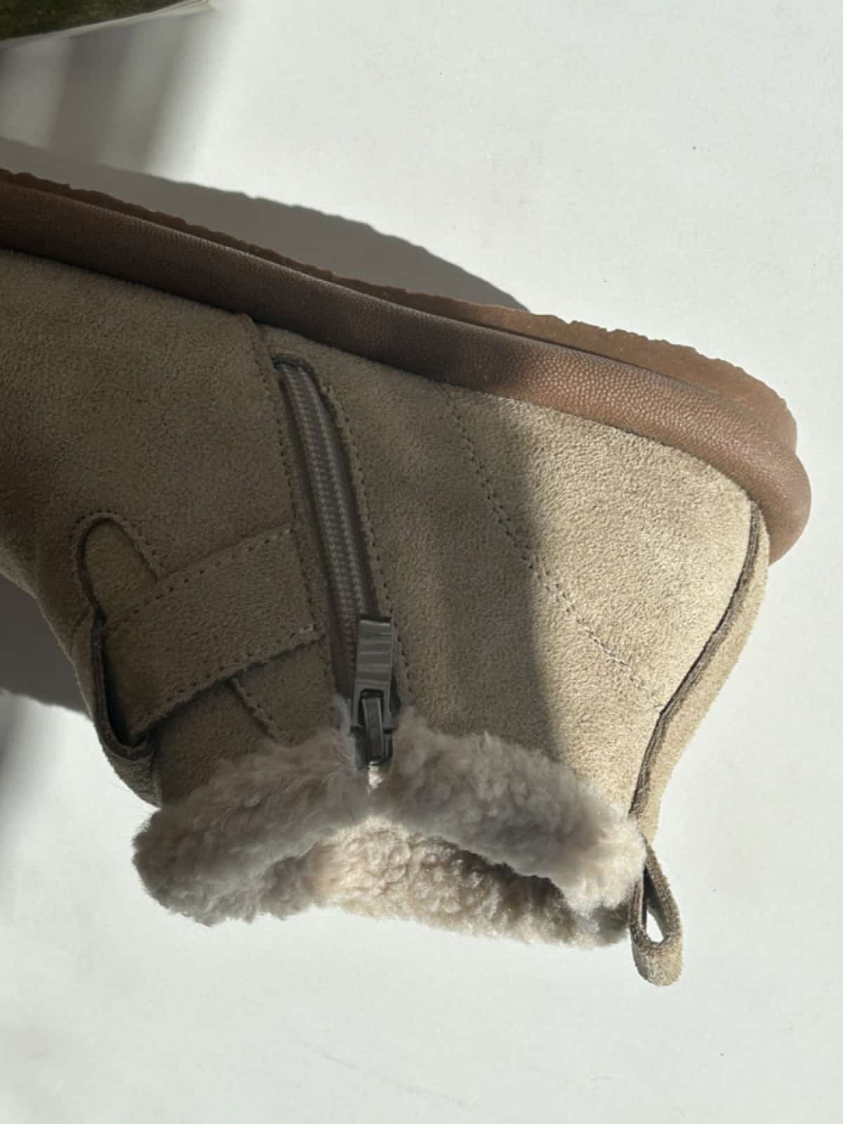 Imitation lamb wool round head flat-bottomed short boots winter velvet soft-soled belt buckle snow boots