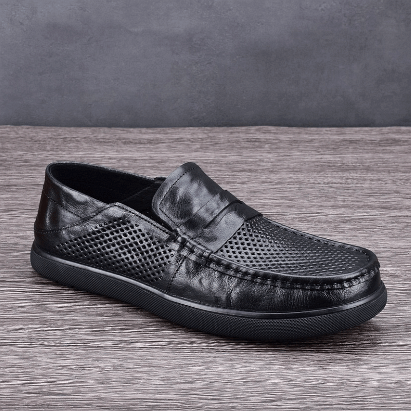 Summer hollow leather shoes men's casual leather sandals breathable Doudou shoes soft sole one pedal first layer cowhide men's shoes